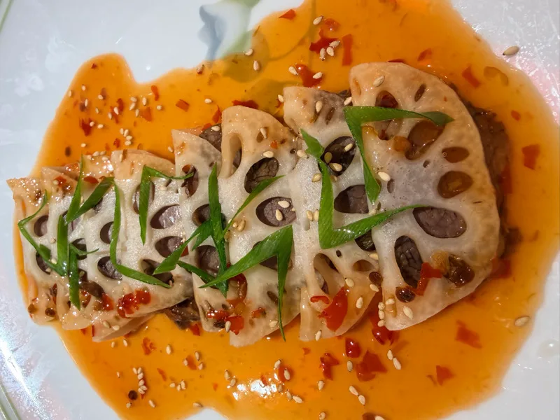 Rouleaux de bœuf au lotus