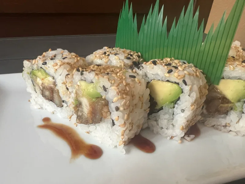 804 Poulet teriyaki,avocat,mayonnaise,sésame