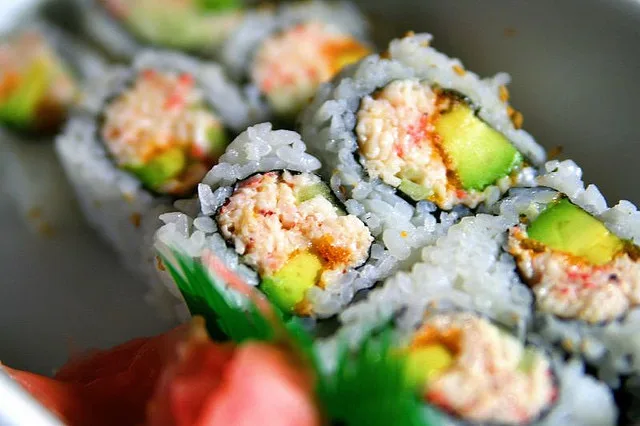 805 Saumon cuit,avocat,mayonnaise,ciboulette séché 
