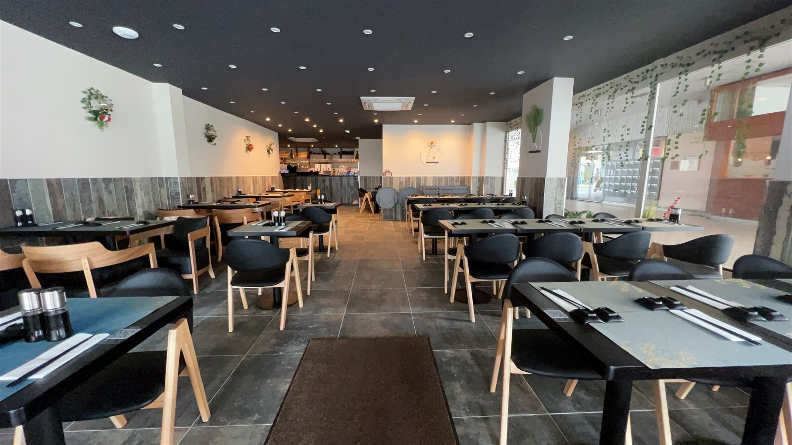 Salle du restaurant Hana Kiri