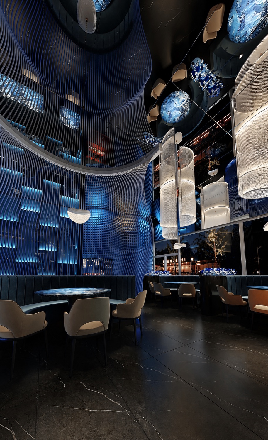 Grande salle Kaiyo Sushi aux murs bleus ondulants
