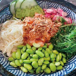 C8 POKÉBOWL AUX SAUMON