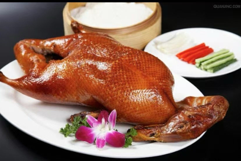 Canard laqué entier (pour 4 personnes)