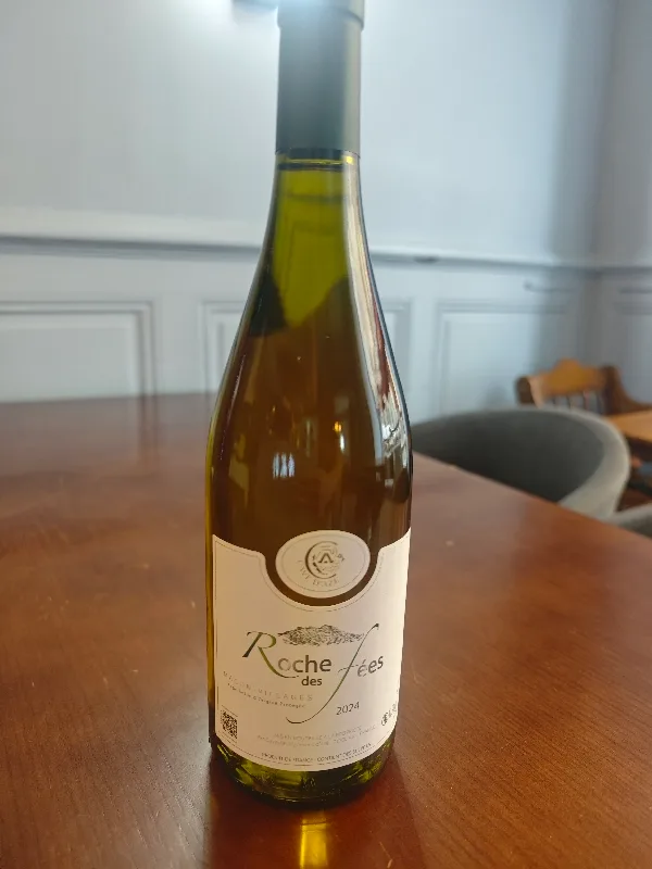 Roche des Fées.  Mâcon village 2024 AOP