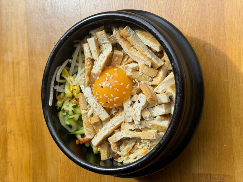 C5. Vegan bimbimbap