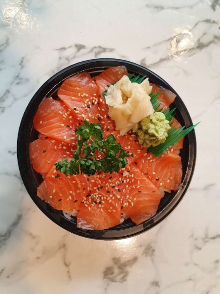 Menu F( uniquement le Midi)