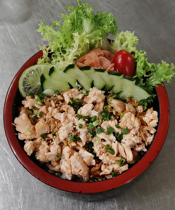 134. Chirashi poisson cuit