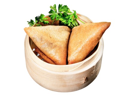 H8. Samoussa de boeuf 4pcs