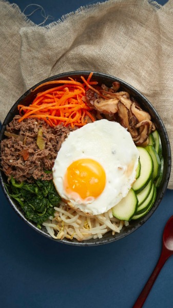 B1. Bibimbap au boeuf
