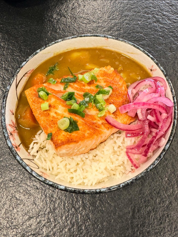 Samonkatsu / Curry Saumon - Servi avec une soupe Miso