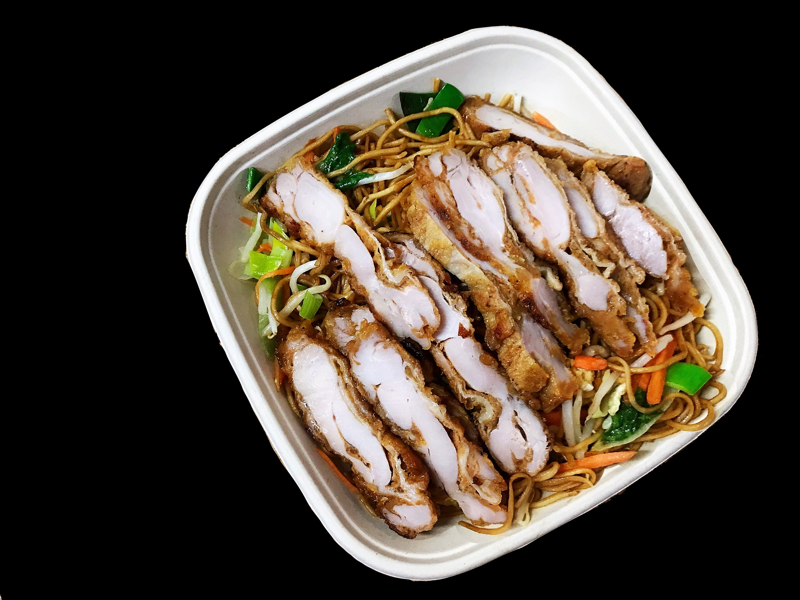 N1 Nouilles au poulet + boisson offerte