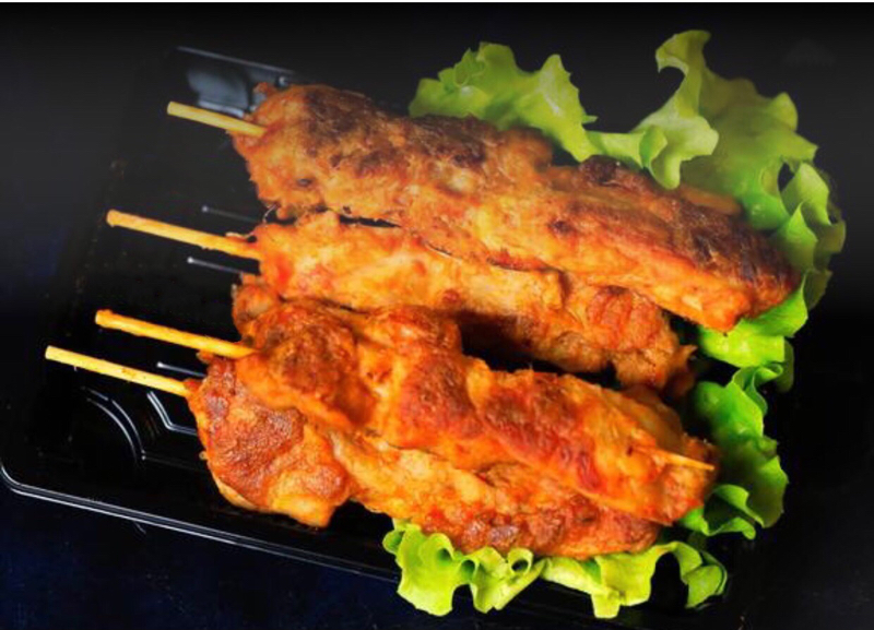 J19A. Brochettes au poulet 
