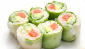 25. 8 Maki printemps saumon avocat