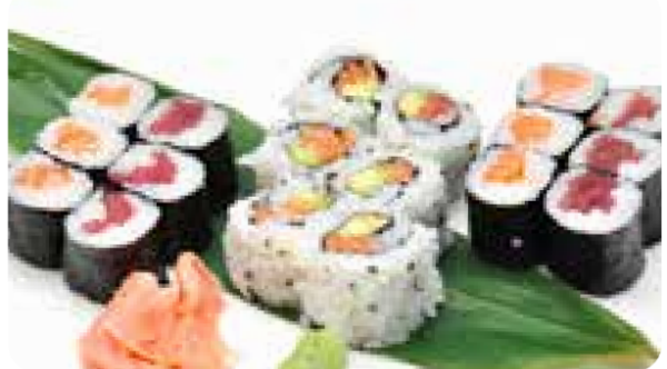 C1 (1 soupe / 1 salade 24 maki (8 saumons, 8 thons, 8 california)