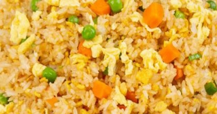 26 Riz sautées aux légumes