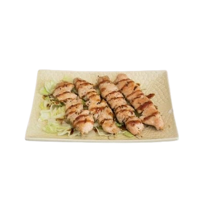 69. Yakitori de pollo (4 brochetas)