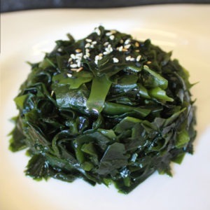 6. Wakame con salsa ponzu