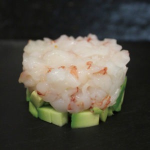 Ta5. Tartare di gamberi crudi con avocado e salsa di chef