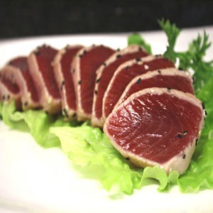 Ta1. Tonno tataki con salsa verde (base di pistacchio)