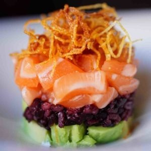 Ta3-B. Tartare di salmone e avocado con riso venere
