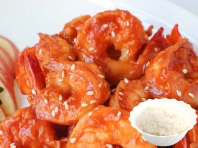 F8. Crevette à la sauce aigre-douce