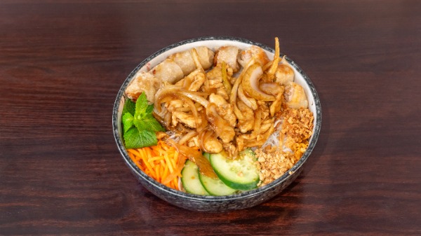 B2. Bobun au poulet