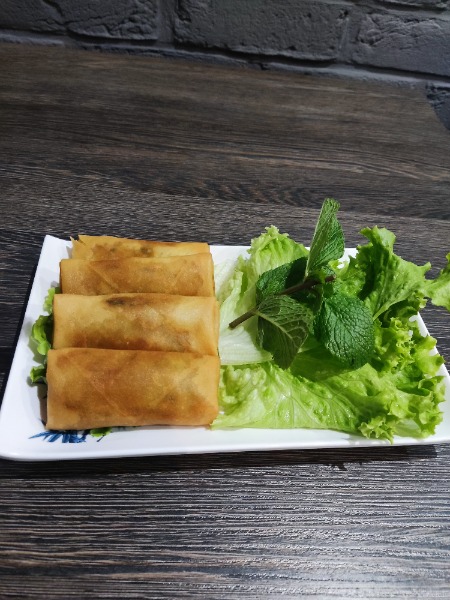 A1. Nems végétariens (4pcs)