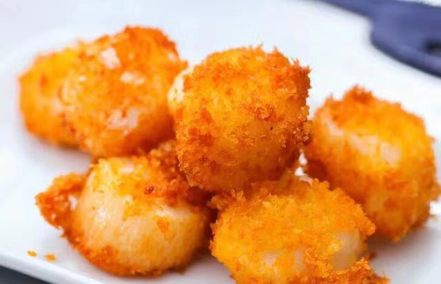 F7. Beignets de St Jacques
