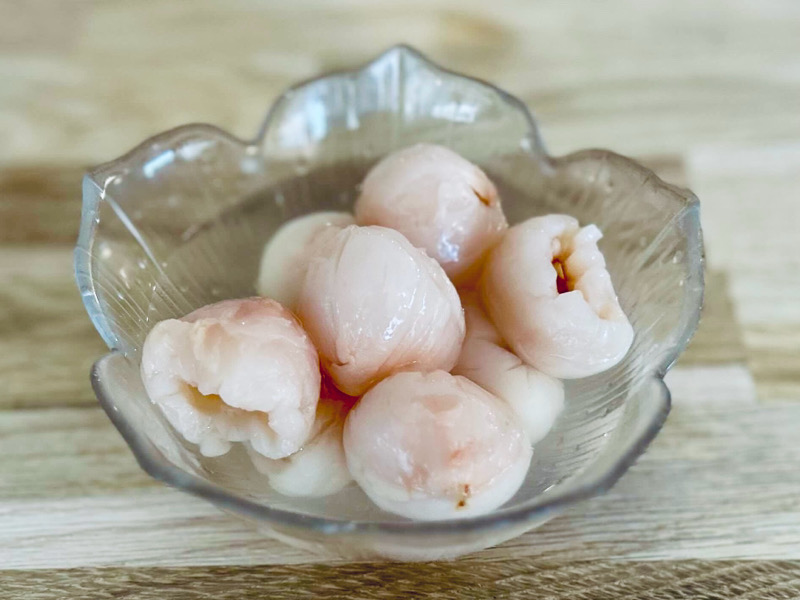 Litchi au sirop / 8 pièces