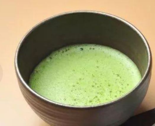 Thé matcha glacé