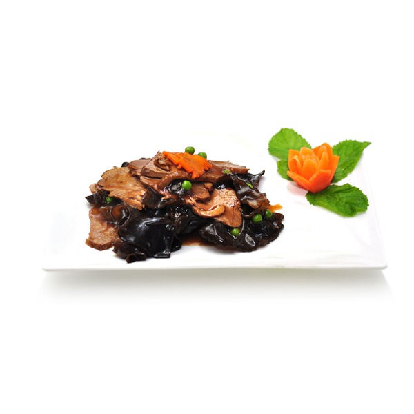 23. Canard sauté au champignon noir