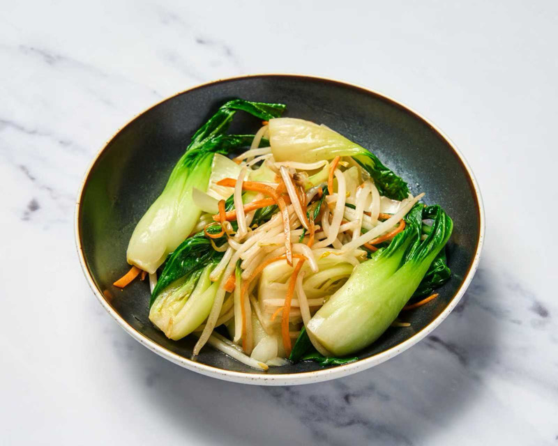 Sauted vegetables with garlic