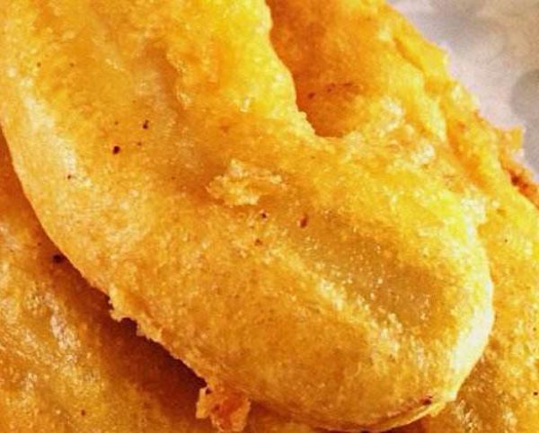 900. Beignets de bananes 炸香蕉
