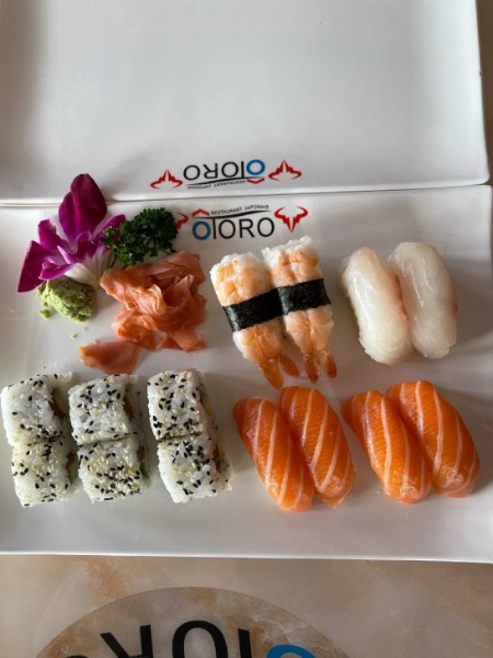 Sushi box 1