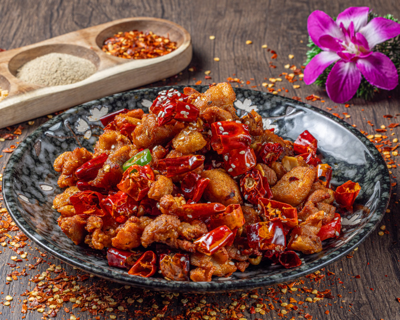 33.Poulet sautéed aux piments secs ( sans riz)