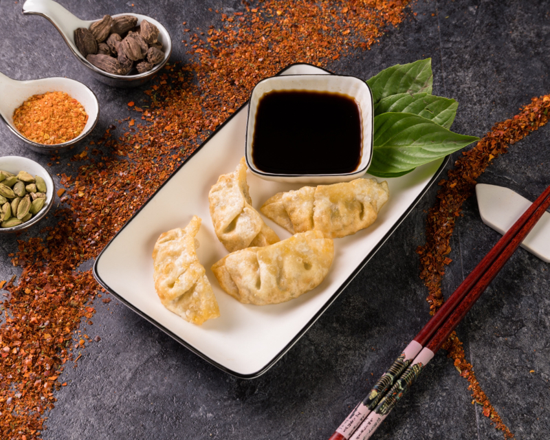 14. Gyoza frite poulet et légumes (5pcs)