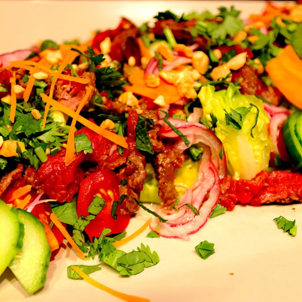 C2A. Salade de boeuf façcon thaïlandaise 🌶