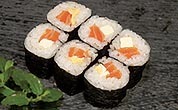 311 Sakura maki (saumon et fromage)