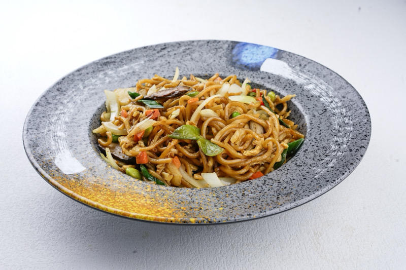 626 Nouilles sautées aux légumes
