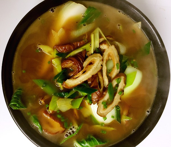 T7 Soupe de nouilles au tripe de porc