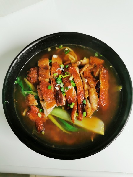 T2 Soupe de nouilles canard (filet) croustillant