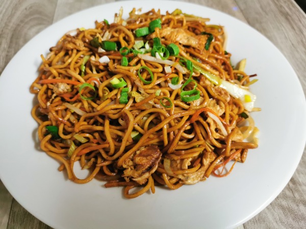 NV. nouilles sautées aux légumes