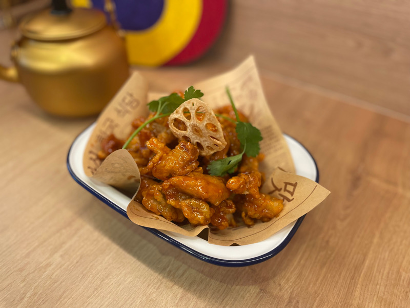 11. Yangyeom chicken 6p
