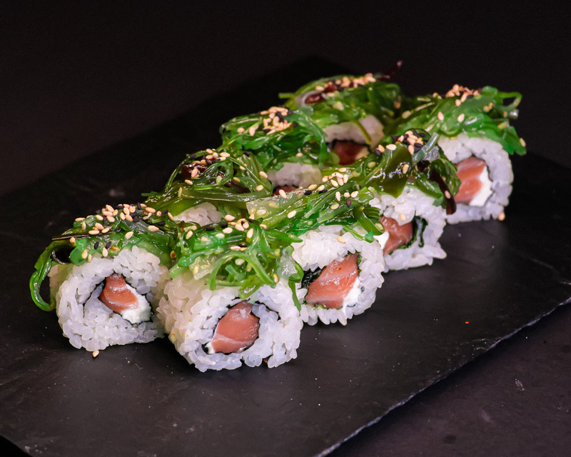 Wakame roll