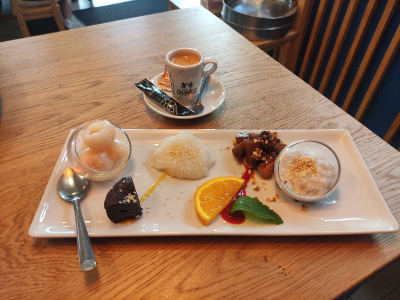 CAFÉ GOURMAND