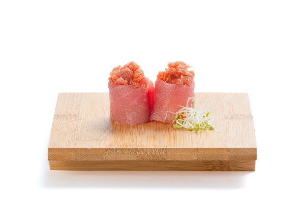 143. Gunkan spicy tonno 2pz (1.3.4.6.spicy)