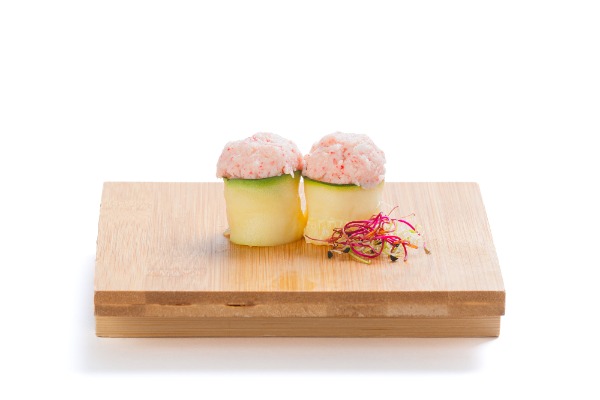 144. Gunkan surimi 2pz (2.3.7)