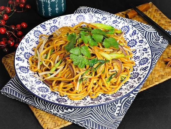 N1. Nouilles sautées aux légumes