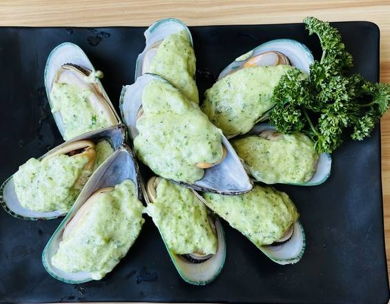 Grosses moules sauce beurre & ail