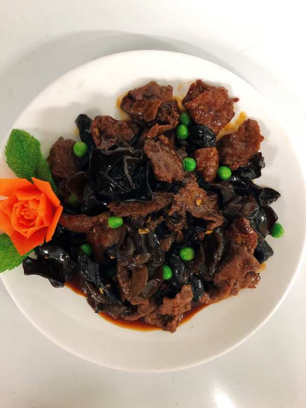 57.Bœuf aux champignons noirs